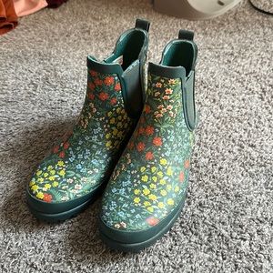 Keds x riflepaper rain boots